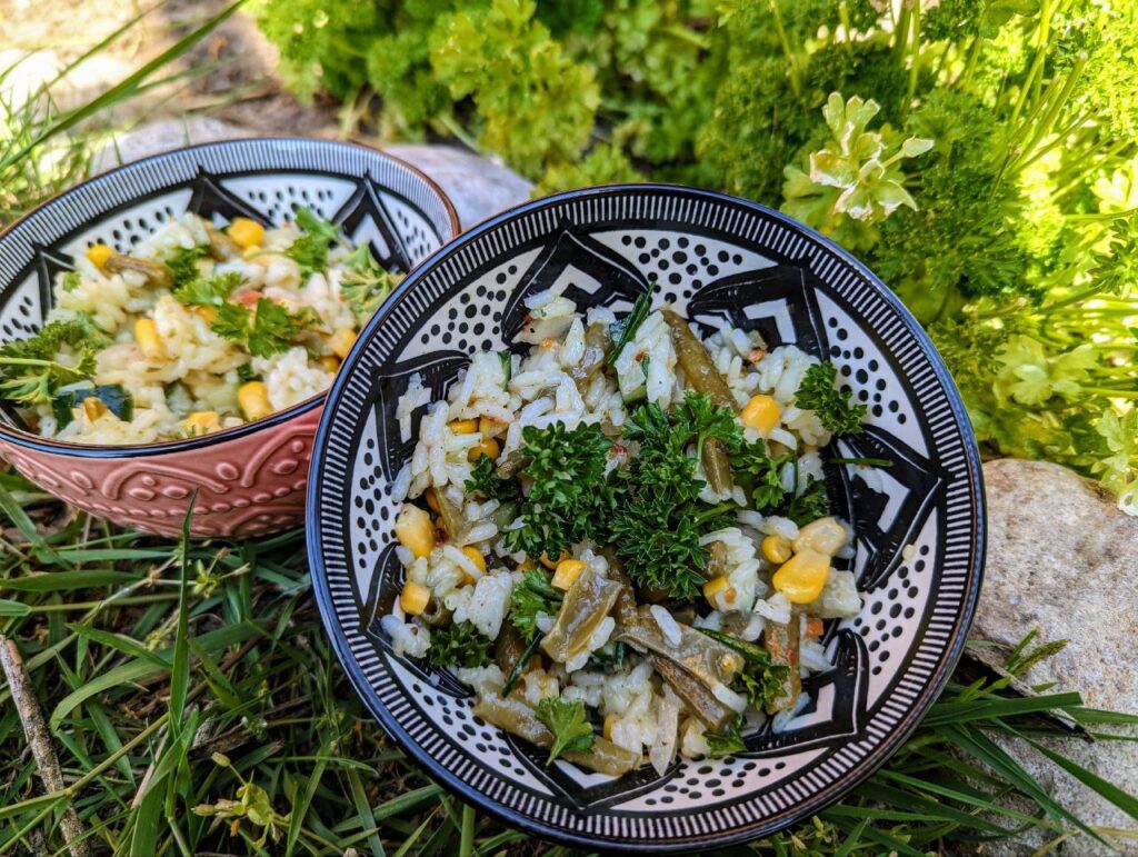 Frühlingshafter Reissalat