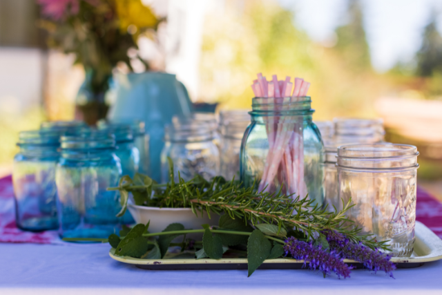 Wildkräuterlimonade